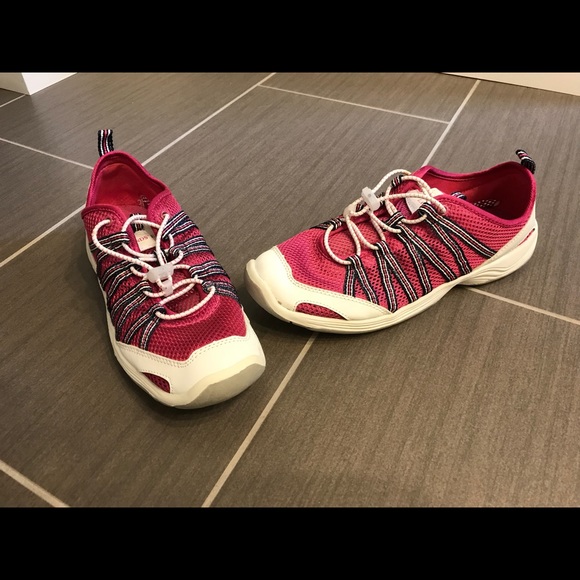 lands end beach shoes